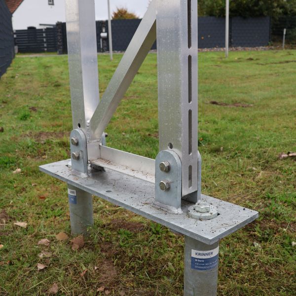 Schraubfundamente für einen Mast in Lotte mit hoher Tragfähigkeit und schneller Montage.